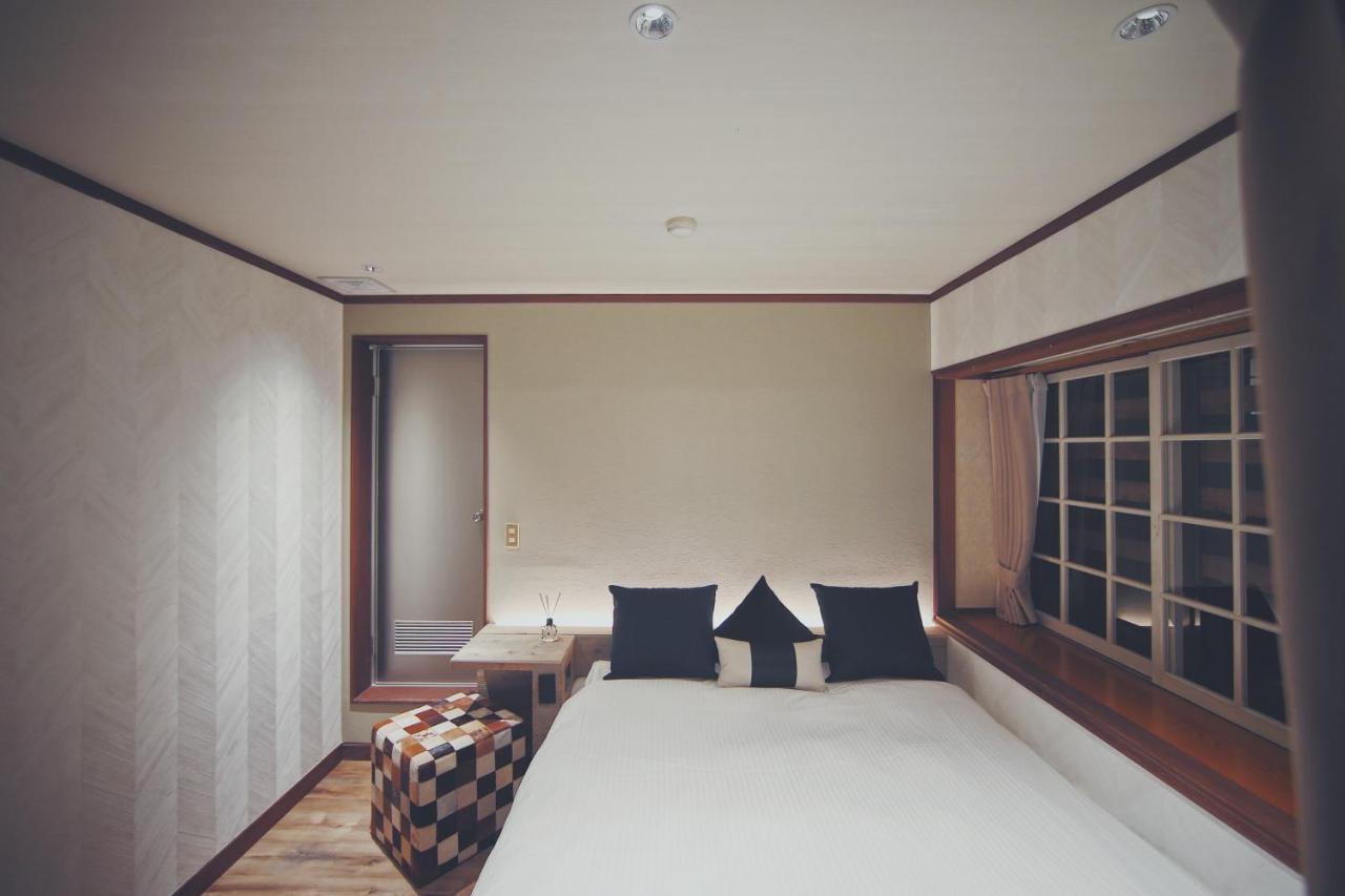 Apricot Pension Hakuba Buitenkant foto